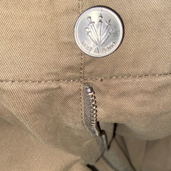 Rag & Bone/JEAN Buckley Chinos size 30 in the color Olive - Picture 11 of 11